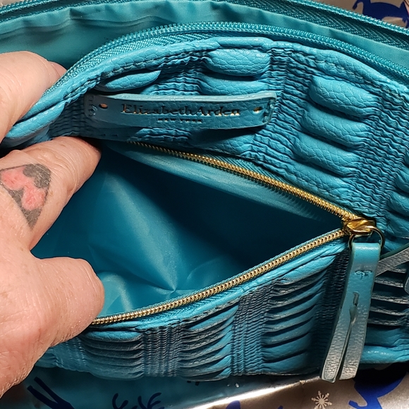 Elizabeth Arden travel bag - Picture 5 of 7